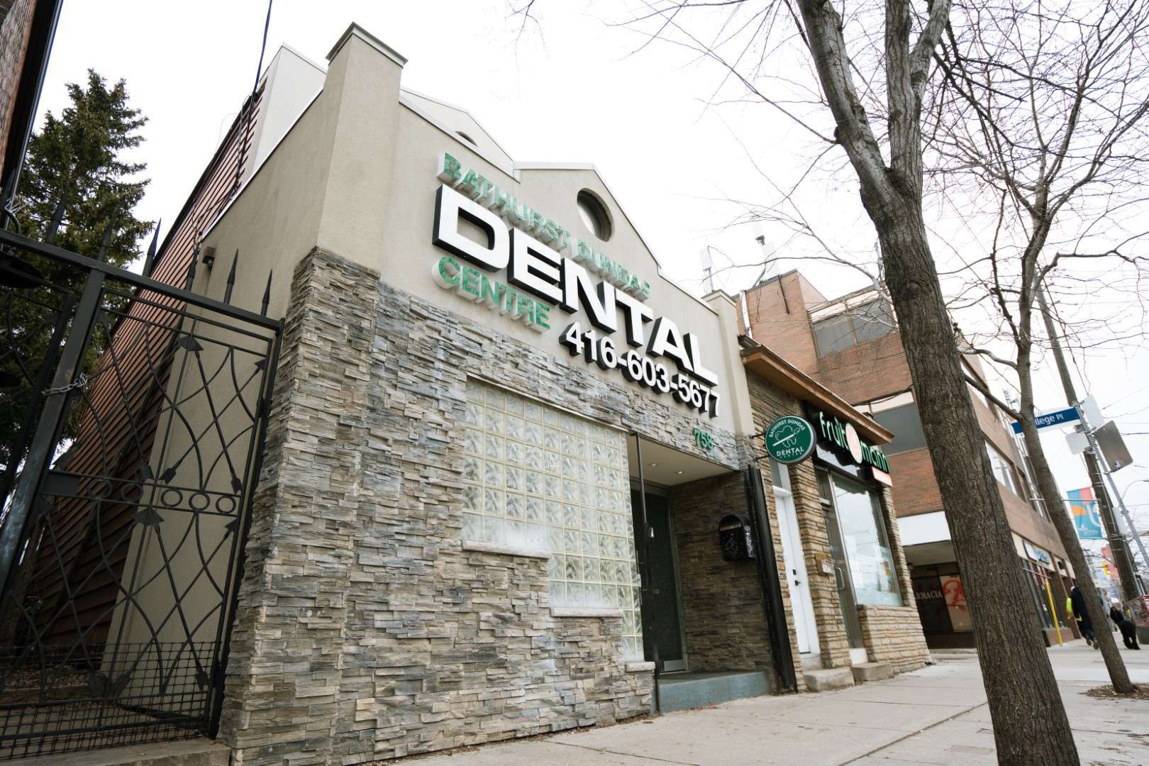 Contact Bathurst Dundas Dental Centre